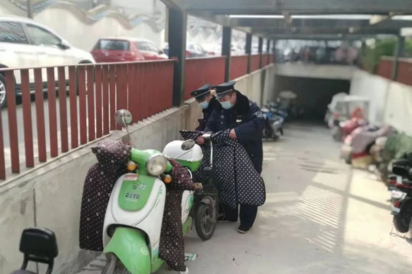 中保恒杰淮南保安公司淮南市第一人民醫院項目隊安保巡邏及安全隱患排查